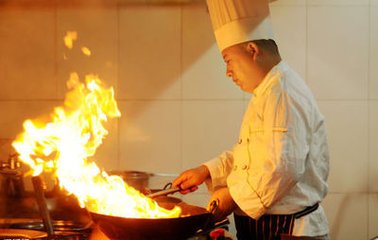 年關(guān)將近，該怎樣抓住氣候的變化讓餐廳火一把?。?！